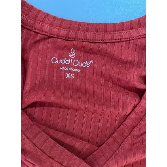 Cuddl Duds Wide Rib V-Neck Tee w/ Side Slits Terra Cotta Red NWOT SIZE XS - Picture 4 of 7